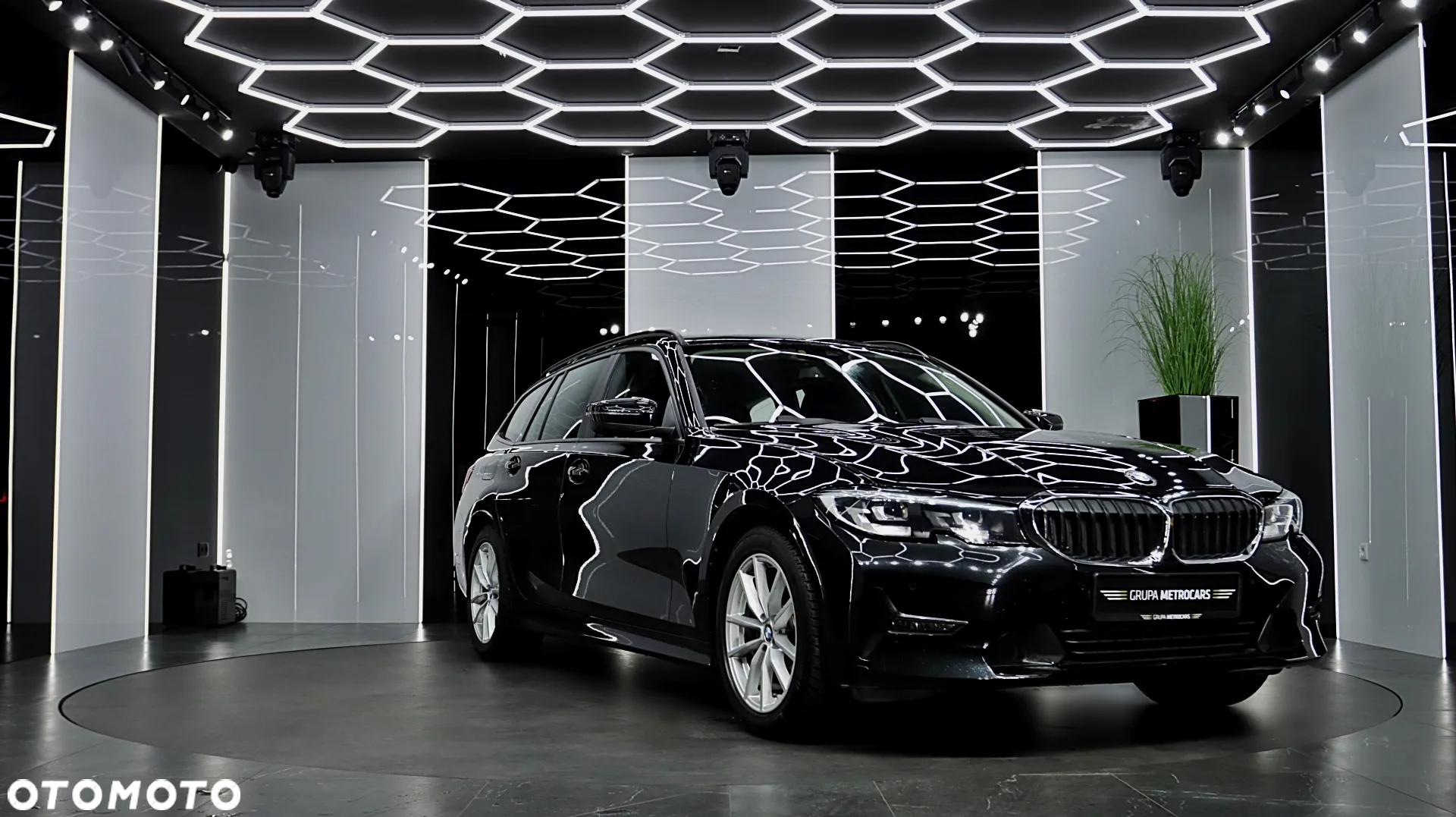 BMW Seria 3 318d Advantage - 12