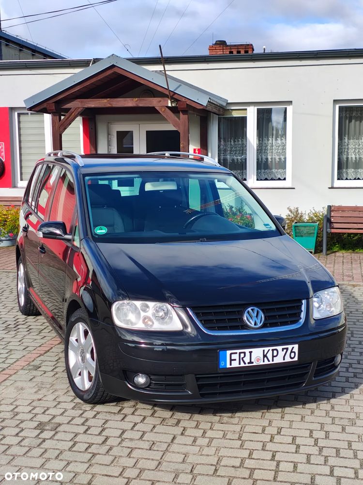 Volkswagen Touran 2.0 TDI Highline - 16