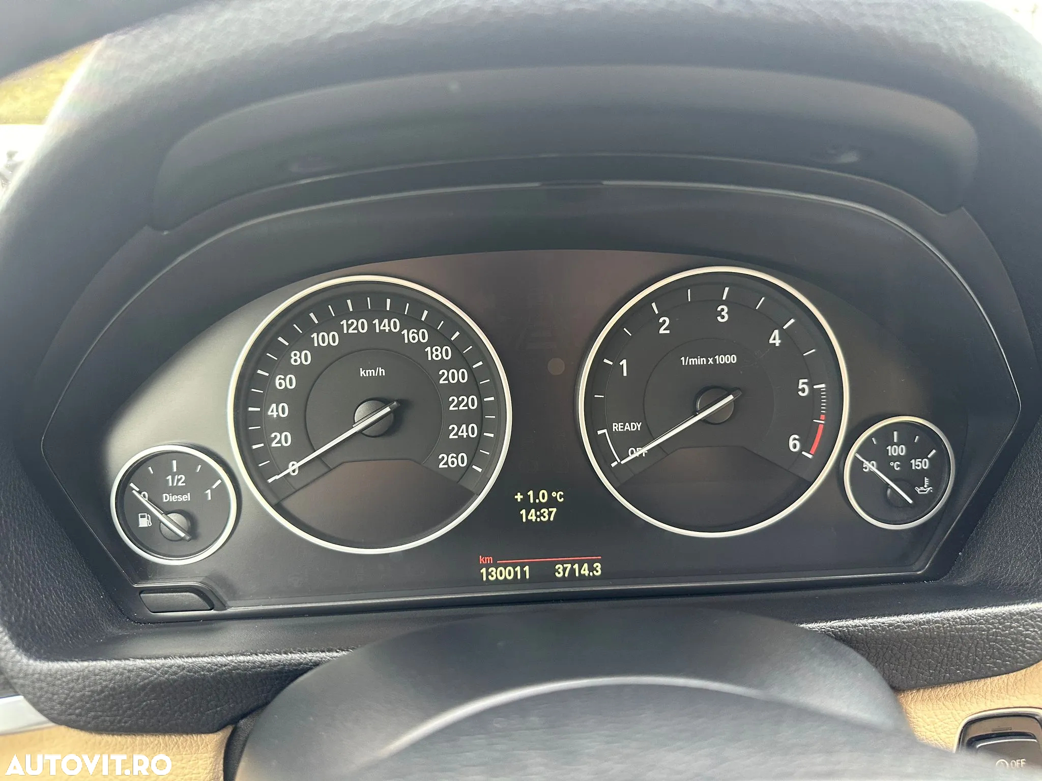 BMW Seria 3 318d xDrive - 13