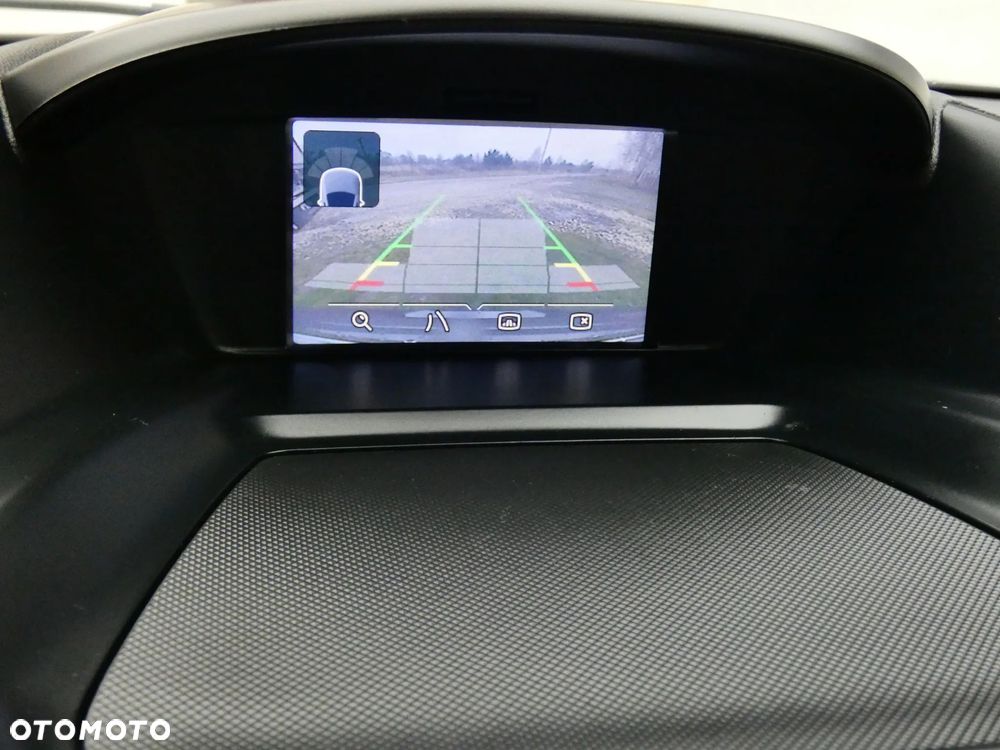 Ford Kuga 2.0 TDCi Individual MPS6 - 21