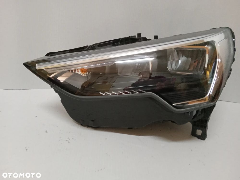 AUDI Q3 II 83A 19- LAMPA LAMPY PRZEDNIE PRZÓD - 10