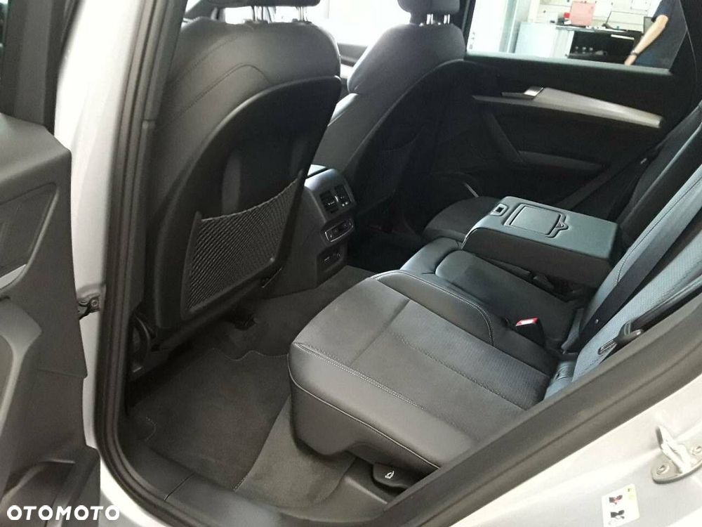 Audi Q5 Sportback - 11