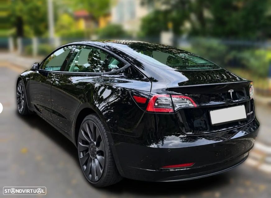 Tesla Model 3 - 2