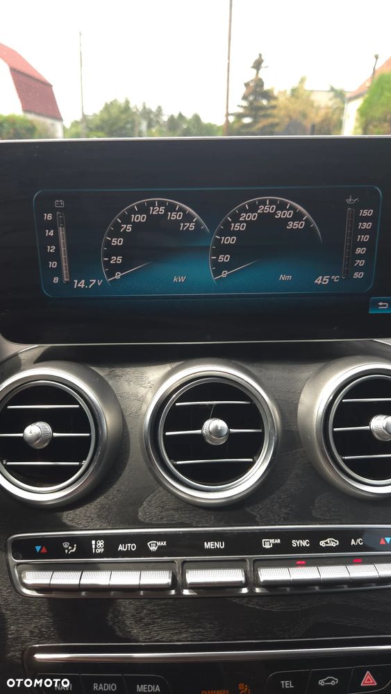 Mercedes-Benz Klasa C 200 d 9G-TRONIC - 25