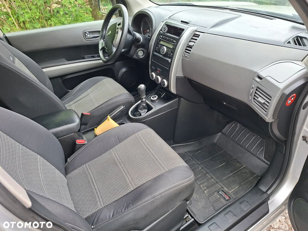 Nissan X-Trail 2.0 XE - 9