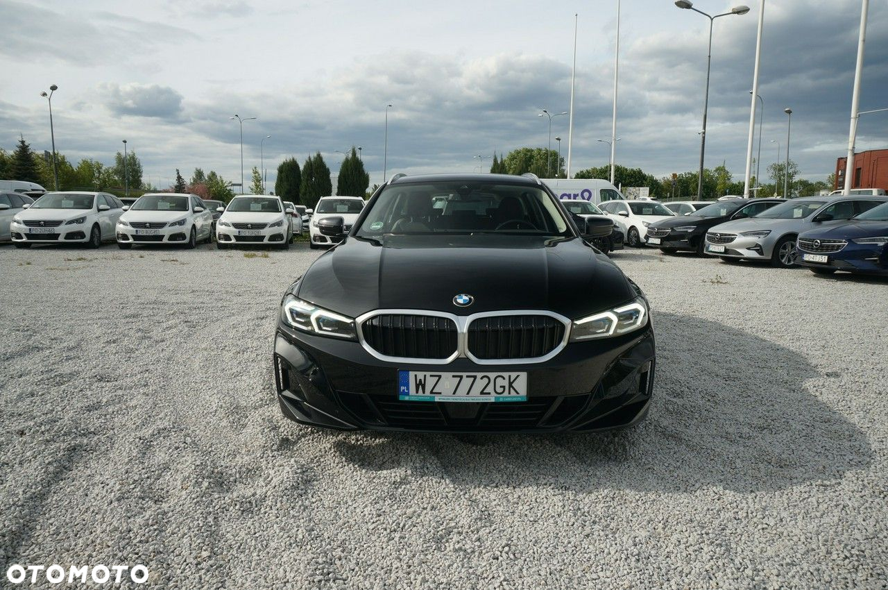 BMW Seria 3 320i - 4