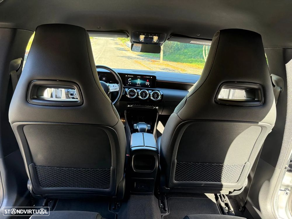 Mercedes-Benz CLA 250 e Shooting Brake AMG Line - 35