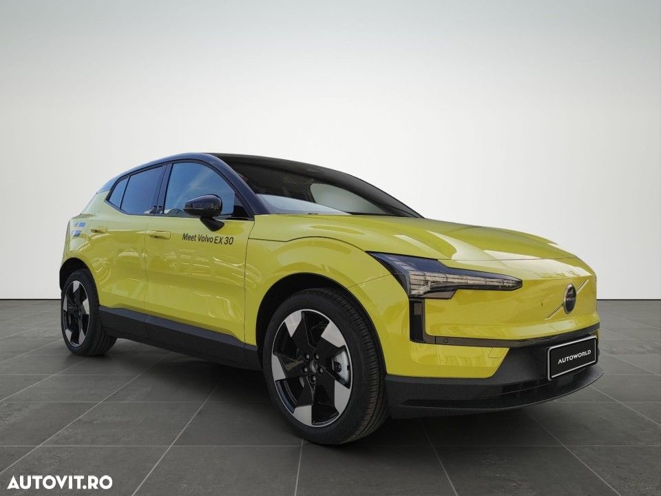 Volvo EX30 Twin Motor Performance Plus - 8