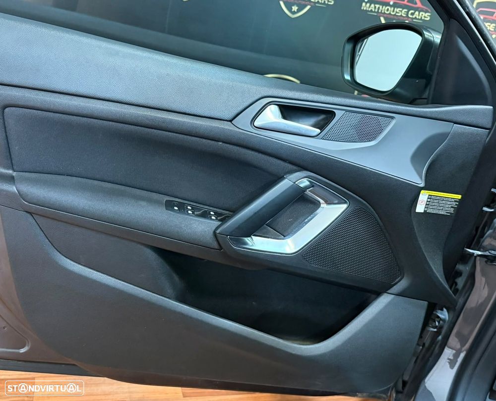 Peugeot 308 SW 1.5 BlueHDi Allure - 25