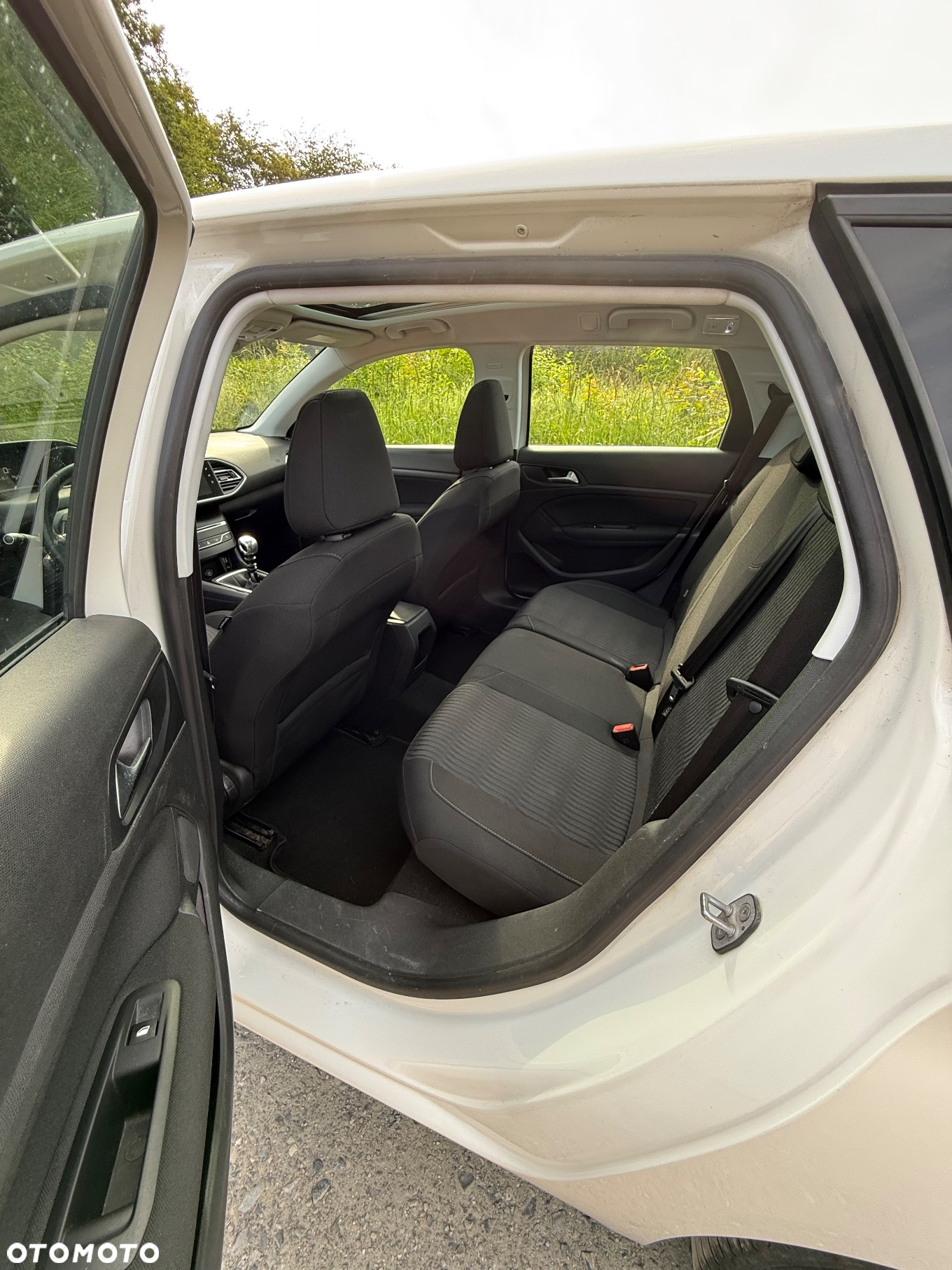 Peugeot 308 1.2 PureTech GPF Active S&S - 5