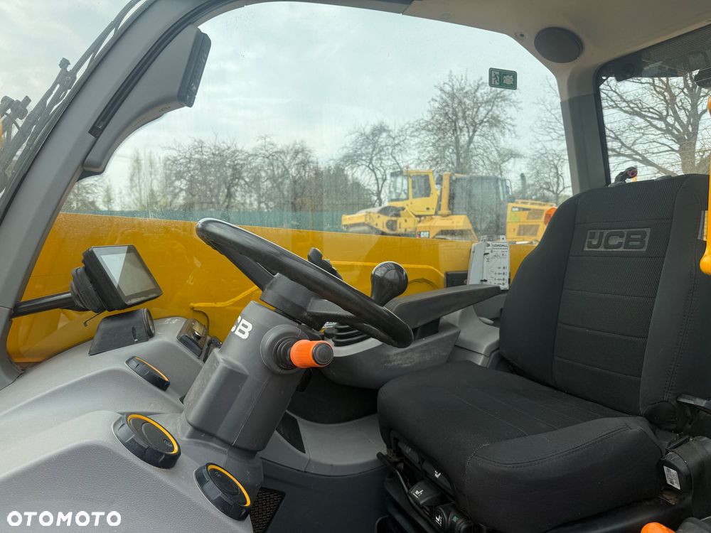 JCB 53-70 AGRI XTRA - 4