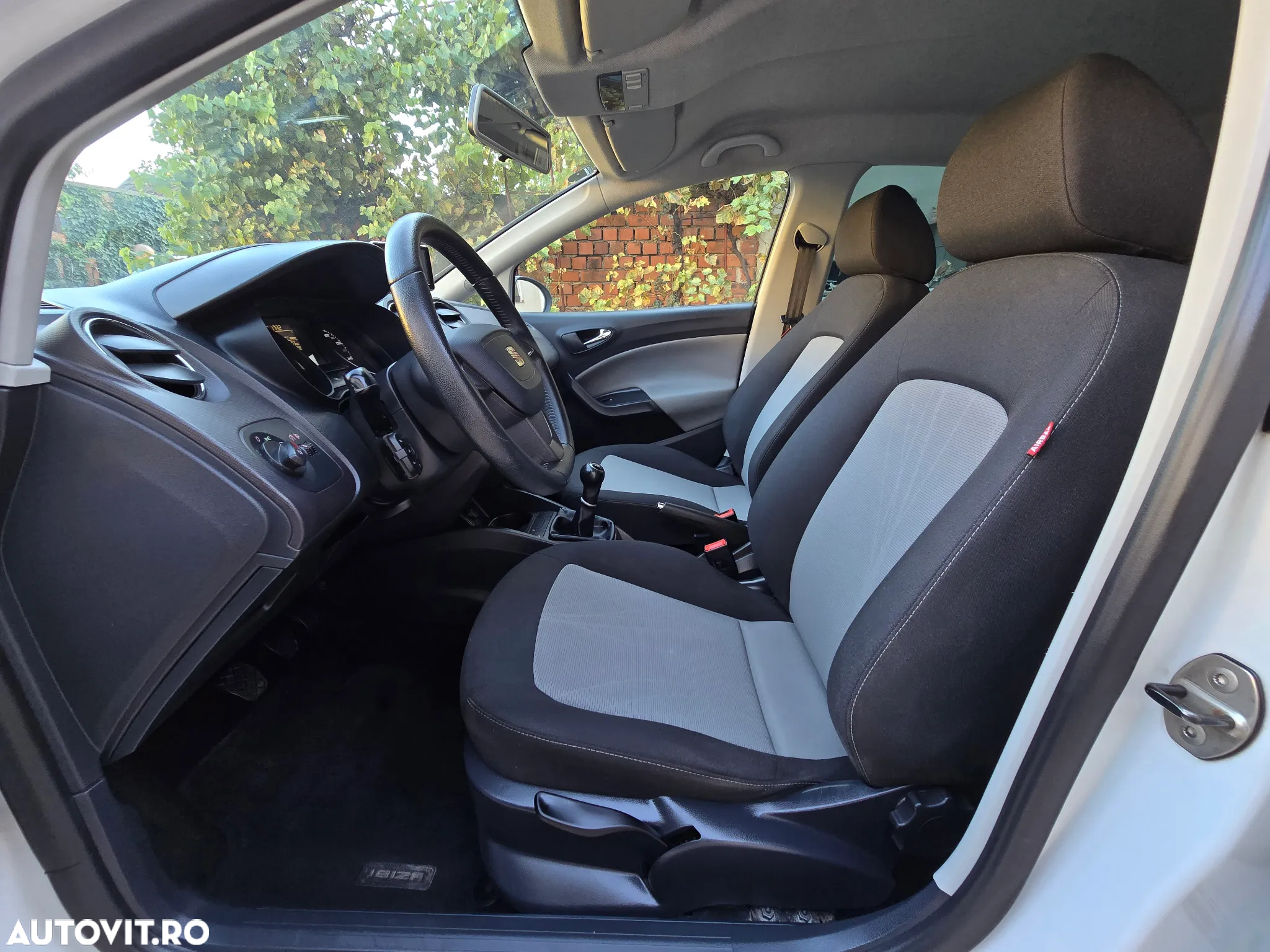 Seat Ibiza 1.2 12V Style - 6
