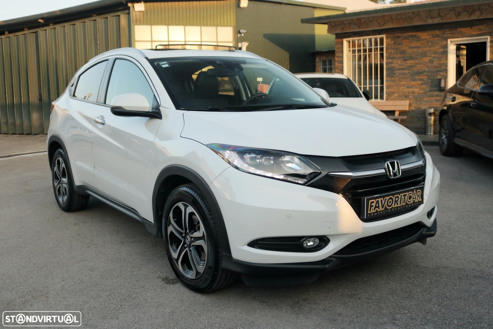 Honda HR-V 1.5 i-VTEC Elegance +C.Navi CVT - 3