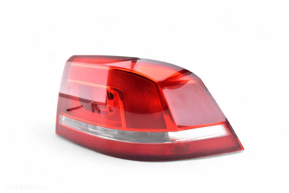 Lampa Prawy Tył w Błotnik VOLKSWAGEN PASSAT B7 SEDAN 2011R 3AE945096F - 2
