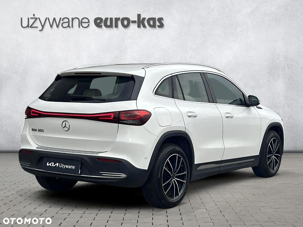 Mercedes-Benz EQA 250 66.5kWh Progressive - 5