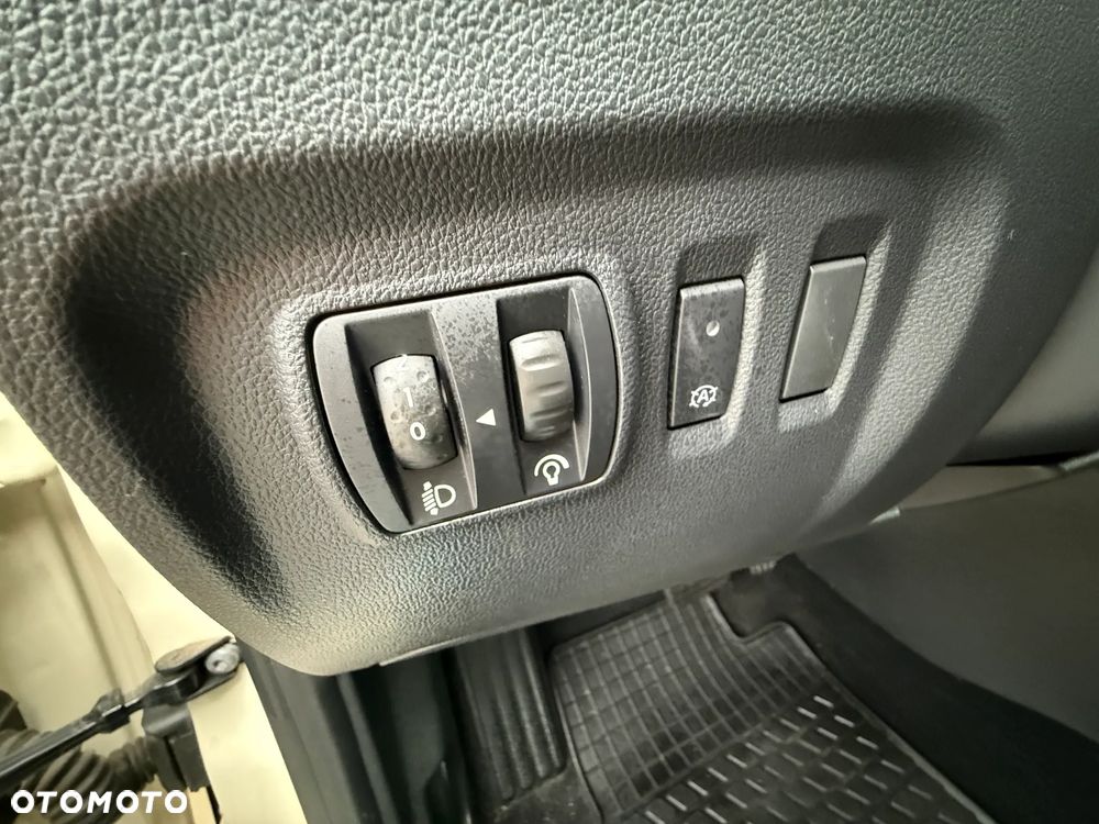 Renault Captur 1.3 Energy TCe S-Edition EDC - 28