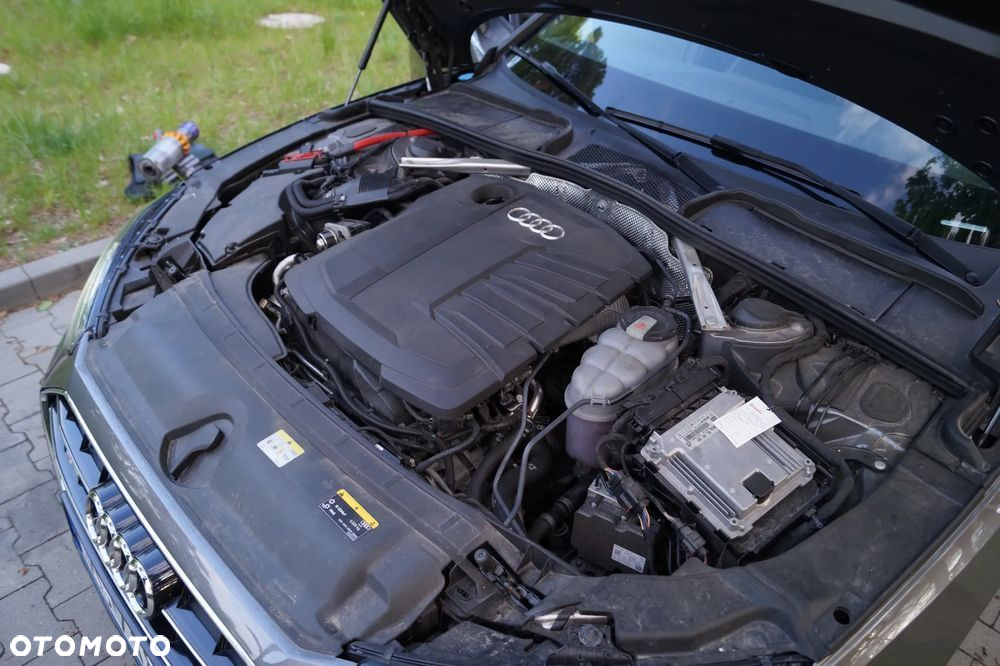 Audi A4 Avant 35 TDI S tronic S line - 35