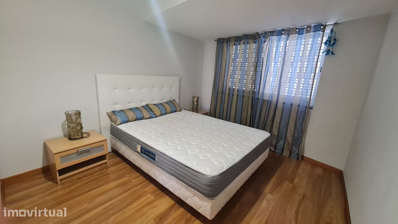 T1 localizado no Lido / Ajuda - Piscina no ultimo piso - Grande imagem: 2/7