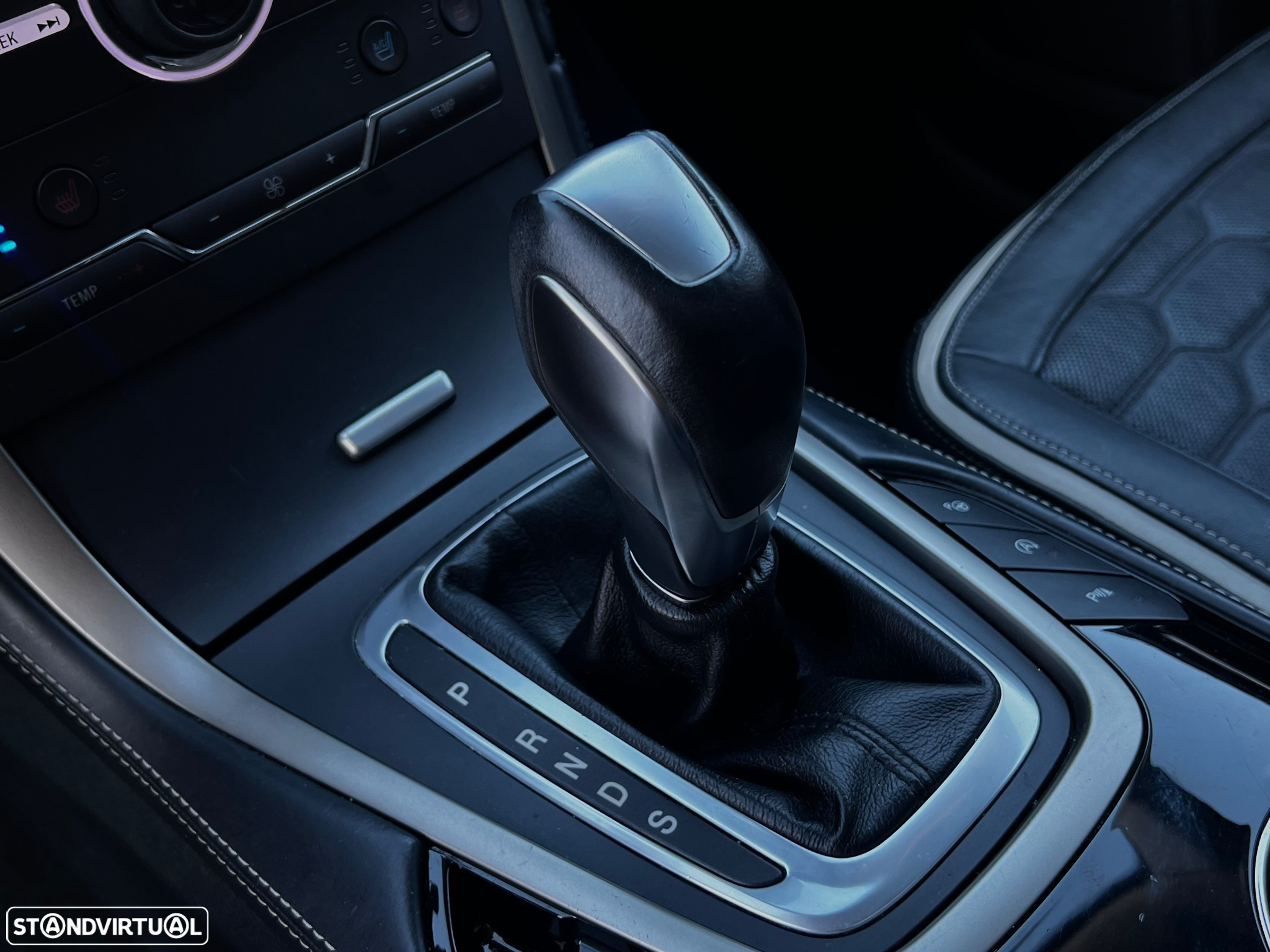 Ford S-Max 2.0 TDCi Vignale Powershift - 21