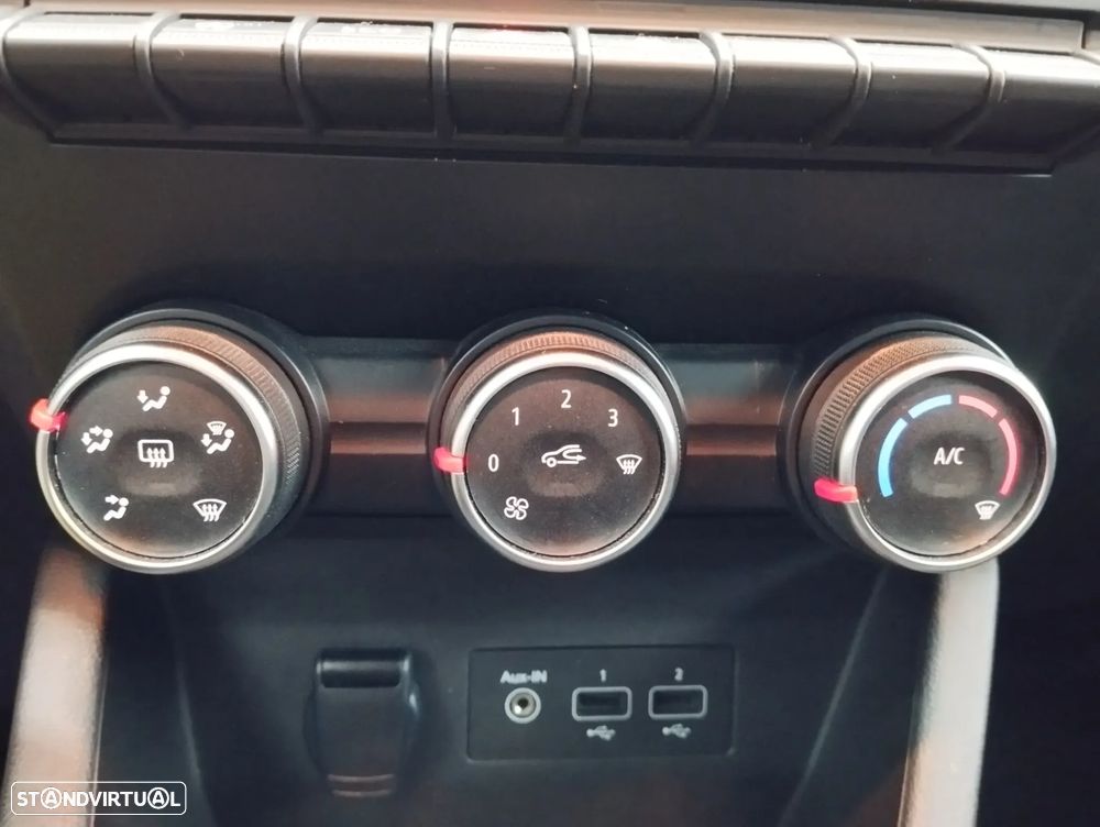 Renault Clio 1.0 TCe Intens Bi-Fuel - 30