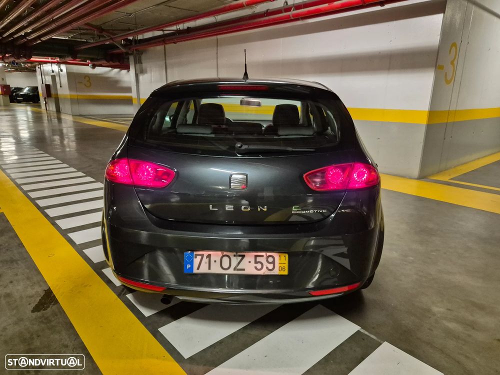 SEAT Leon 1.6 TDI DPF E-Ecomotive Style - 13