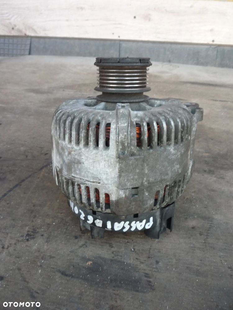 VW PASSAT B6 2.0 TDI ALTERNATOR - 6
