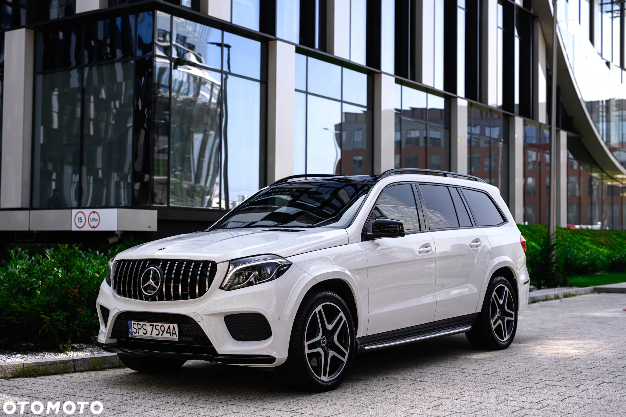 Mercedes-Benz GLS 500 4-Matic - 3