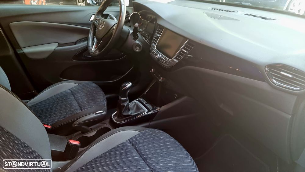Opel Crossland X 1.2 120 Anos - 11