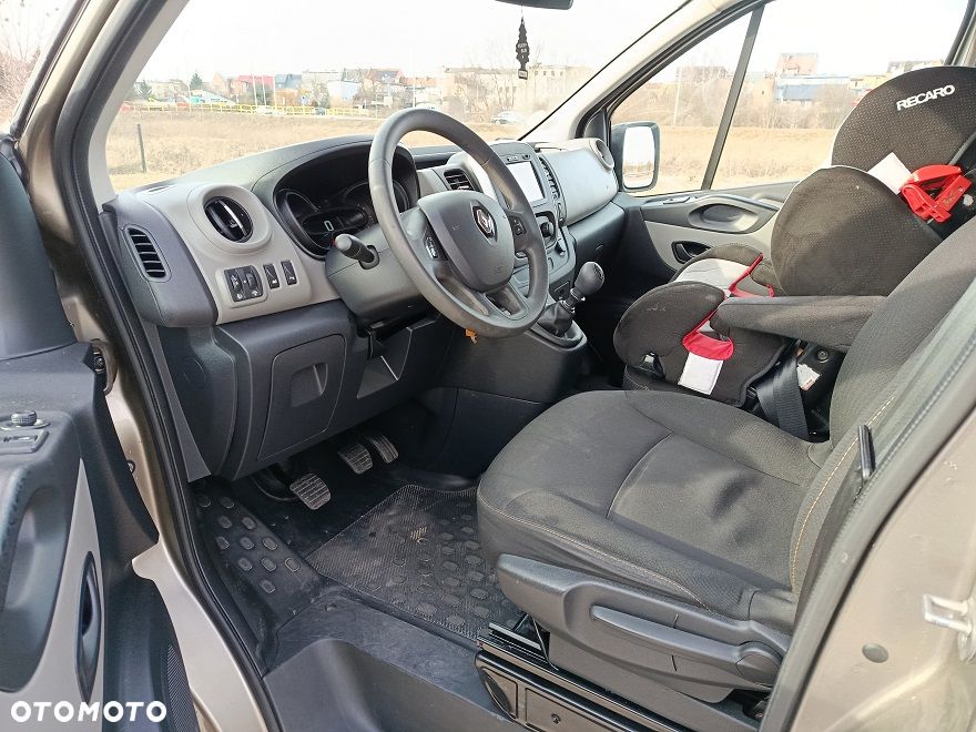 Renault Trafic - 8