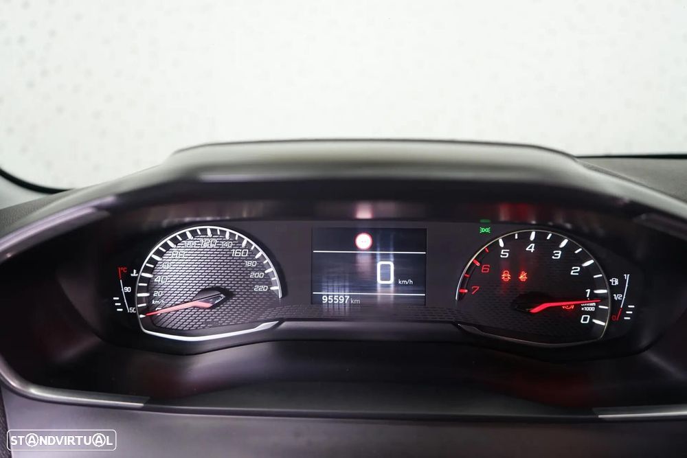 Peugeot 208 1.2 PureTech Active - 25