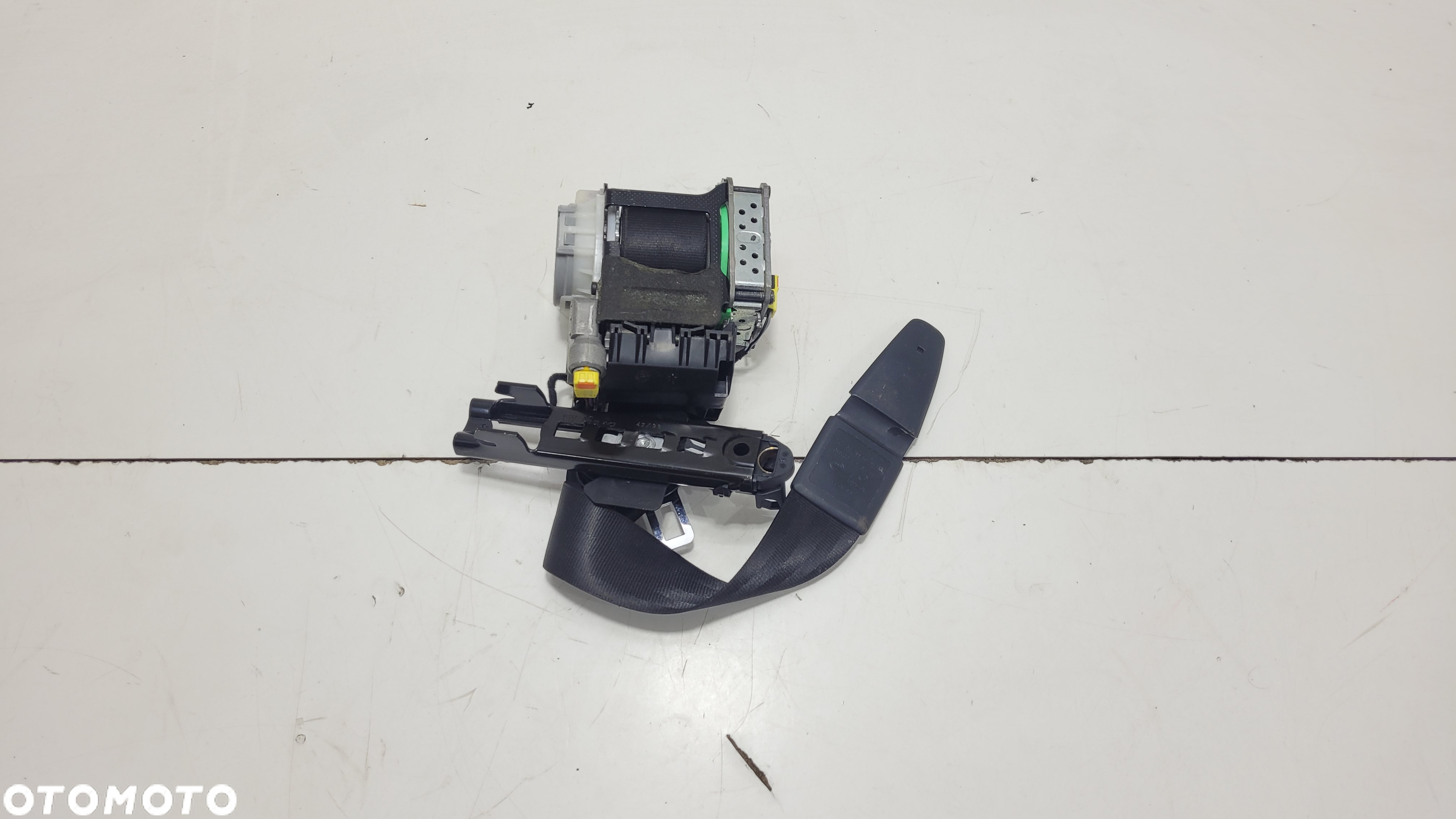 AUDI A6 A7 4G PASY BEZPIECZEŃSTWA LEWY PRZÓD 4G8857705B - 2