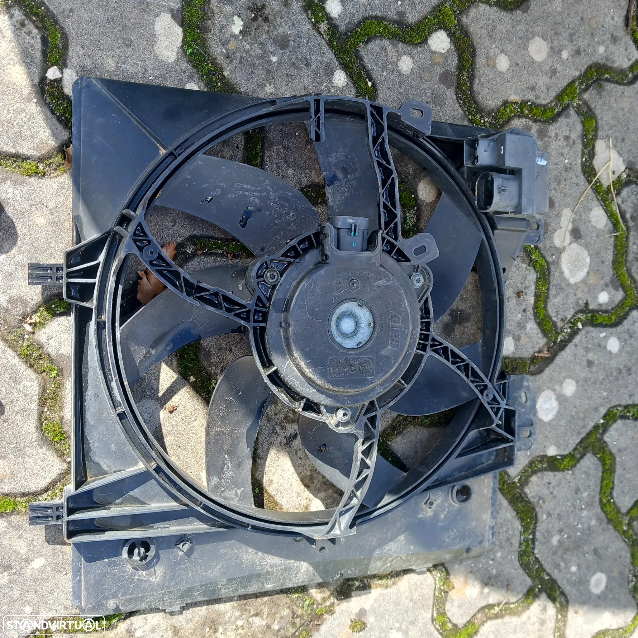 Motoventilador citroen c3 2013 a 2016 ref 214818009r - 3