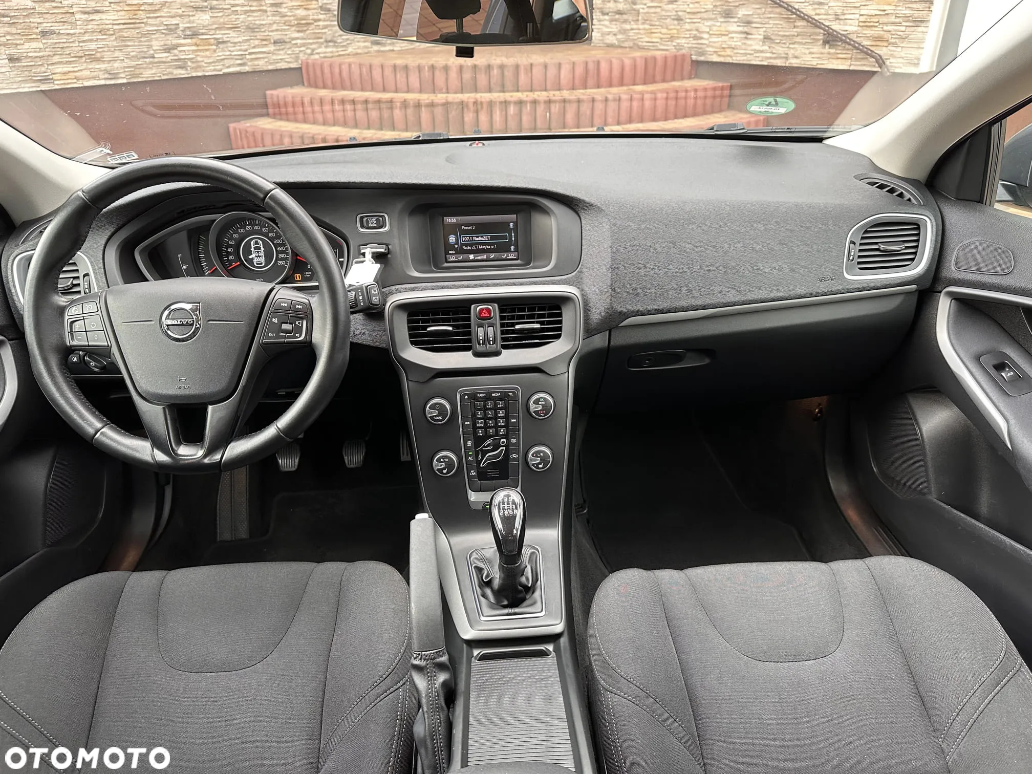Volvo V40 D2 Drive-E Dynamic Edition - 19