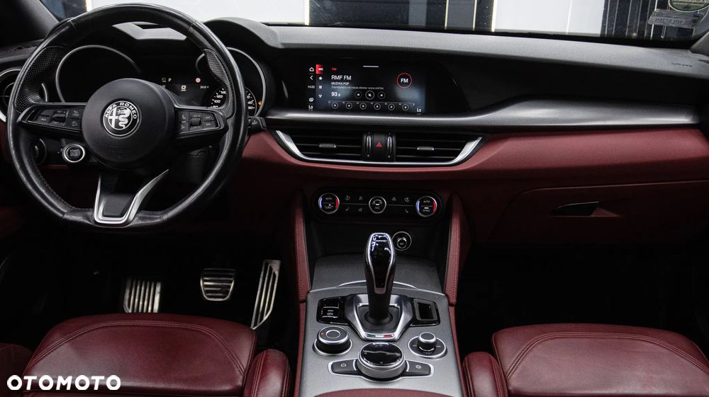 Alfa Romeo Stelvio 2.0 Turbo Veloce Q4 - 16