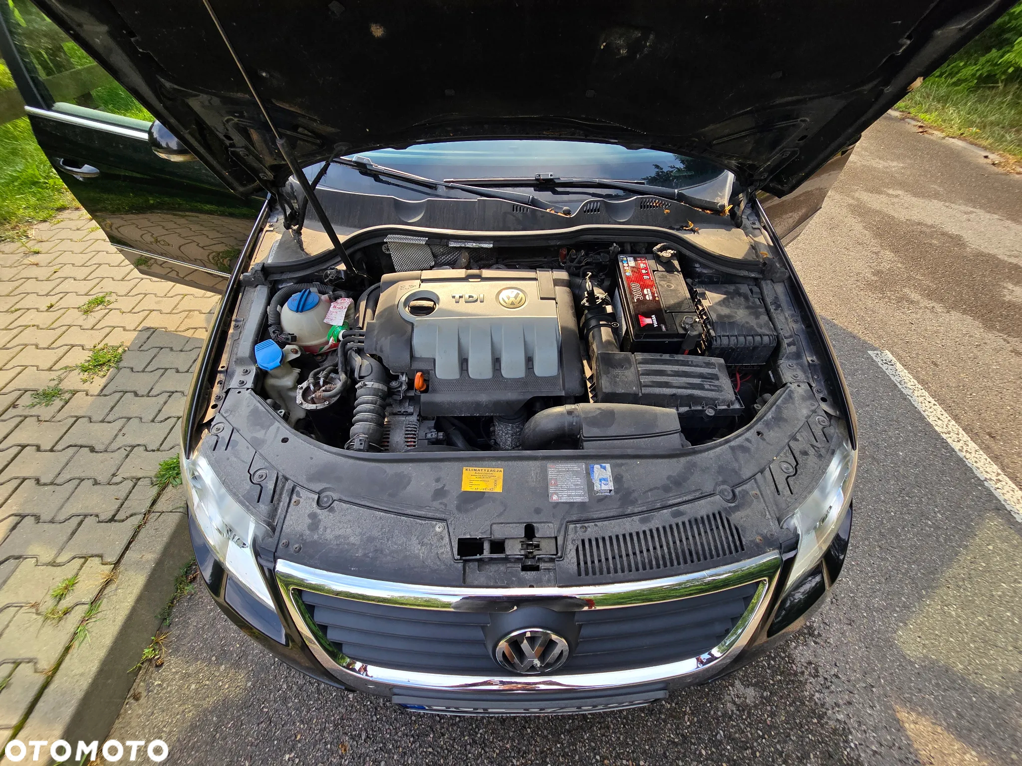 Volkswagen Passat 2.0 TDI Highline - 24