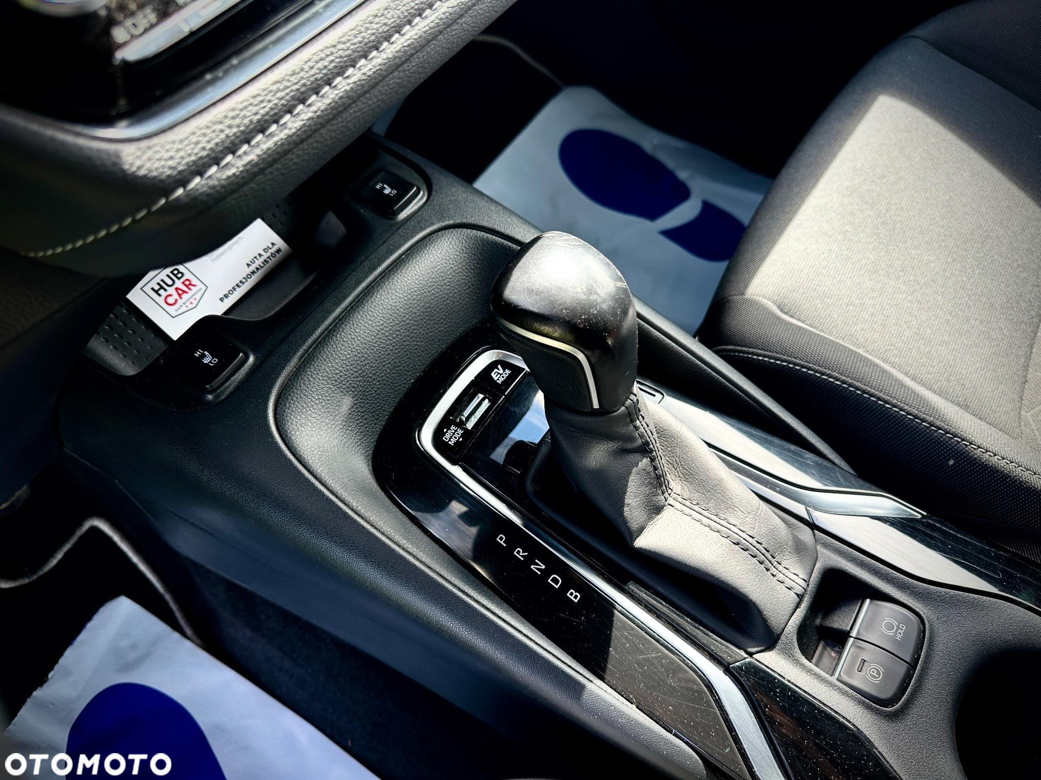 Toyota Corolla 1.8 Hybrid Comfort - 18