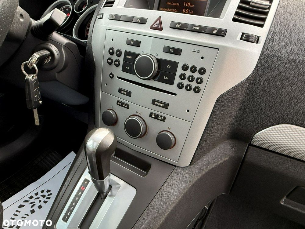 Opel Zafira - 36