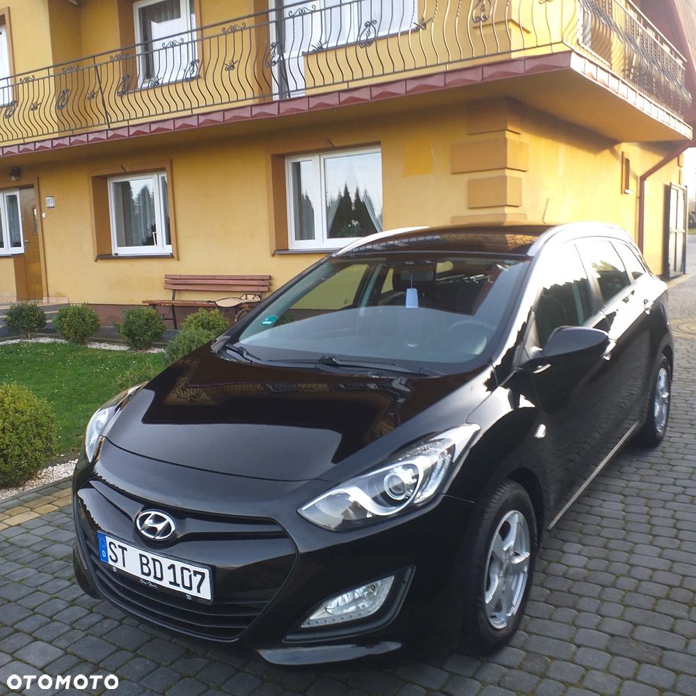 Hyundai i30 1.4 Intro Edition - 2
