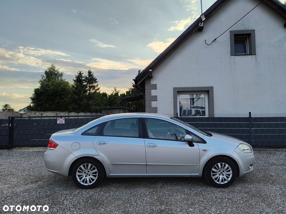 Fiat Linea 1.4 T-Jet 16V Emotion - 12