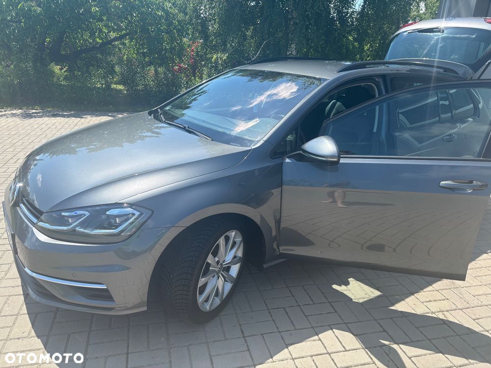 Volkswagen Golf Variant - 11