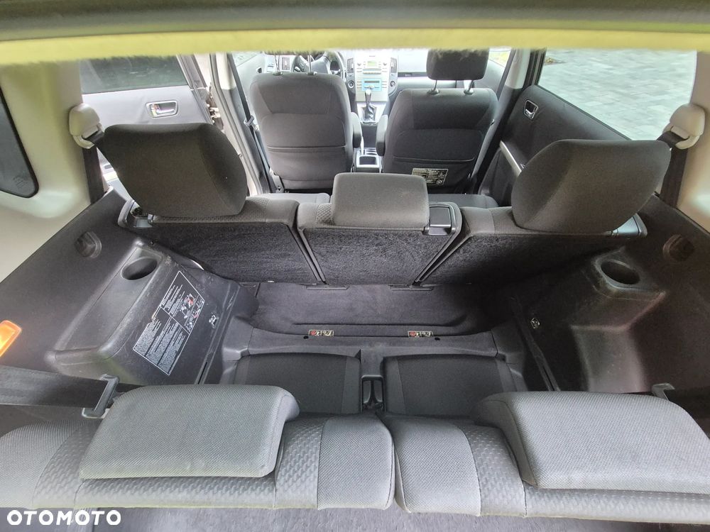 Toyota Corolla Verso 2.0 D-4D - 10