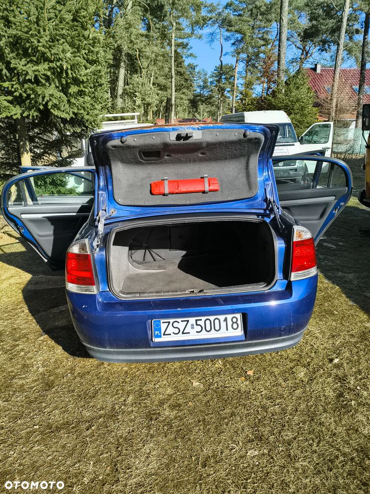 Opel Vectra 1.8 Comfort - 4