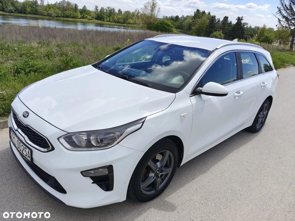 Kia Ceed 1.6 CRDi Spirit - 1