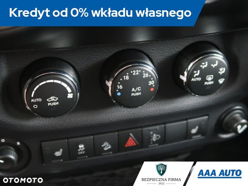 Jeep Wrangler - 14