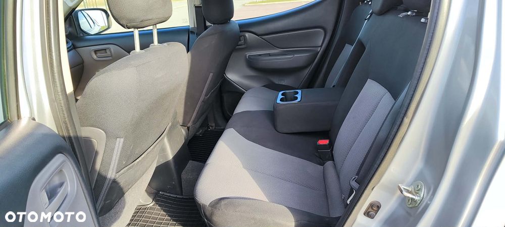 Mitsubishi L200 Pick Up 4x4 S&S Double Cab Basis - 19