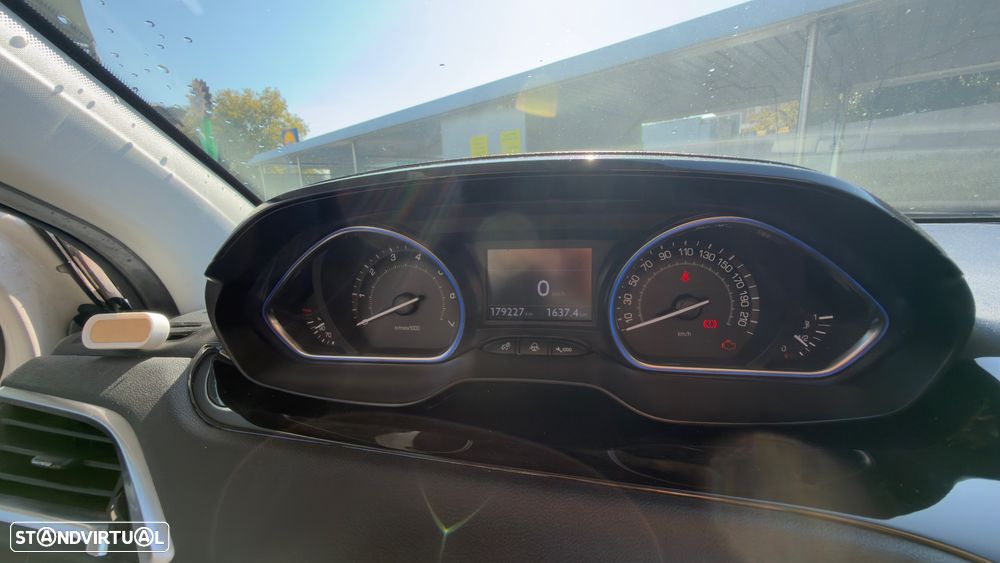Peugeot 208 155 THP XY - 8
