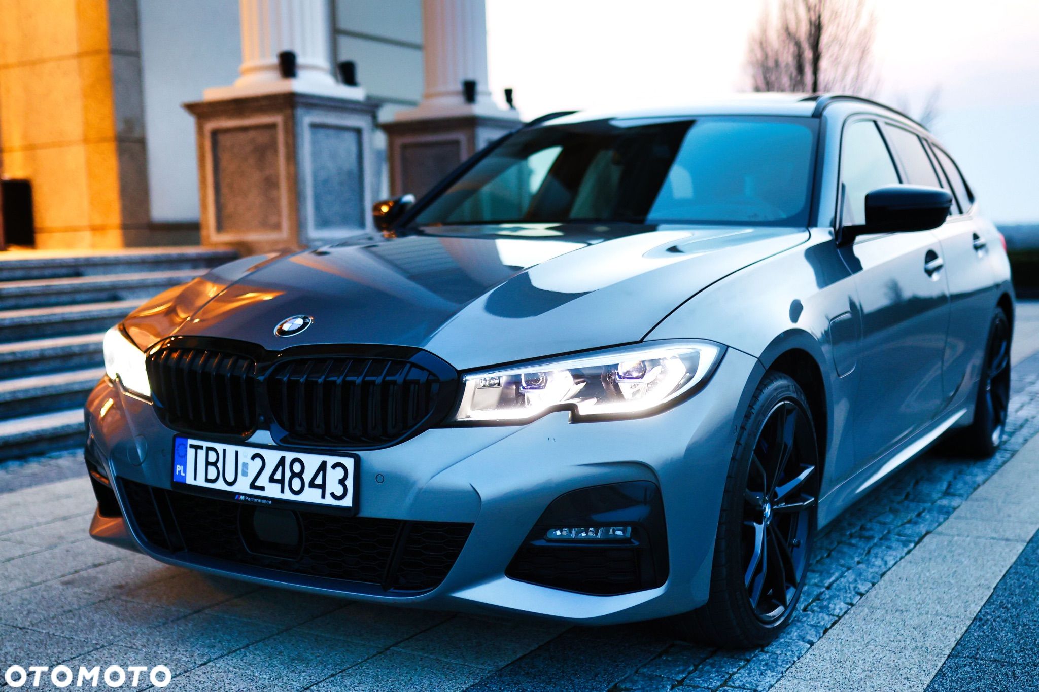 BMW Seria 3 330e M Sport sport - 1
