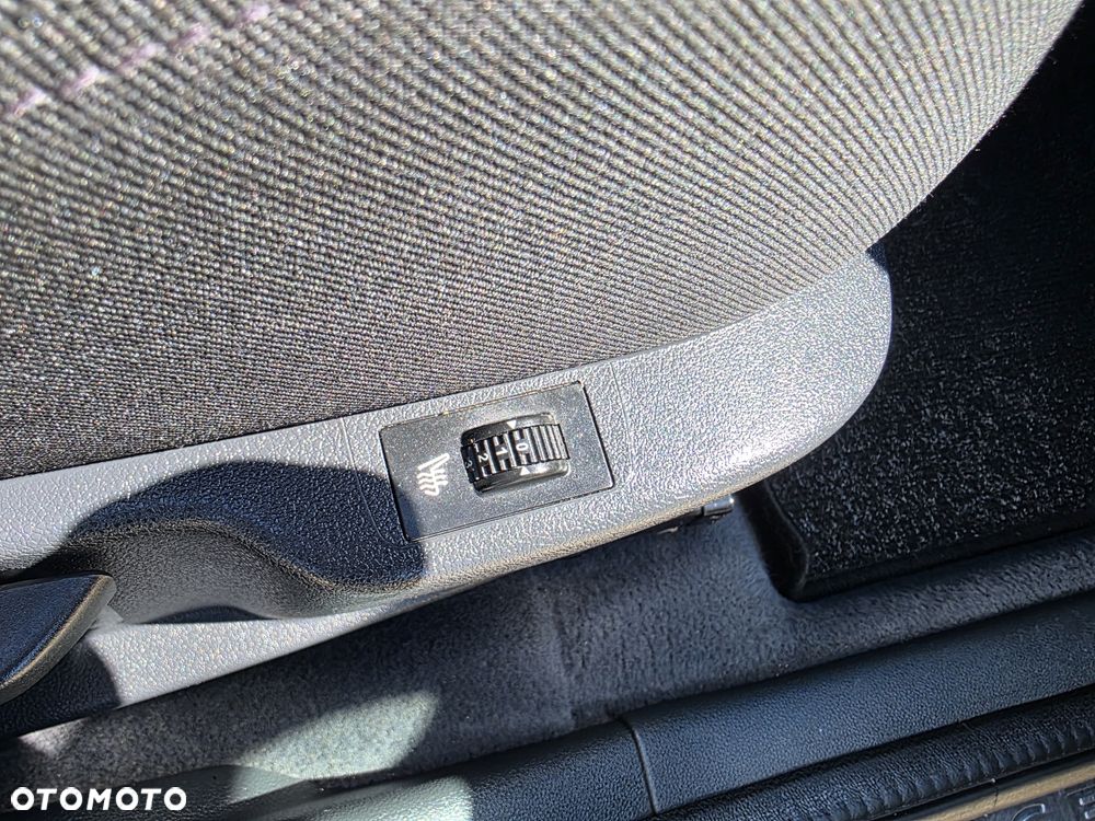 Peugeot 5008 1.6 HDi Active 7os - 19