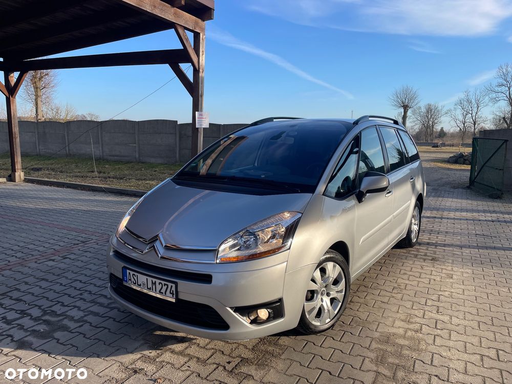 Citroën C4 Grand Picasso 1.8 16V Confort - 2