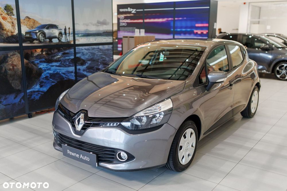 Renault Clio 1.2 16V Life EU6 - 10